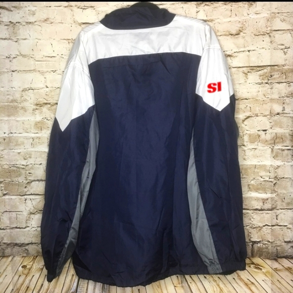 NFL Patriots Windbreaker - Picture 2 of 4